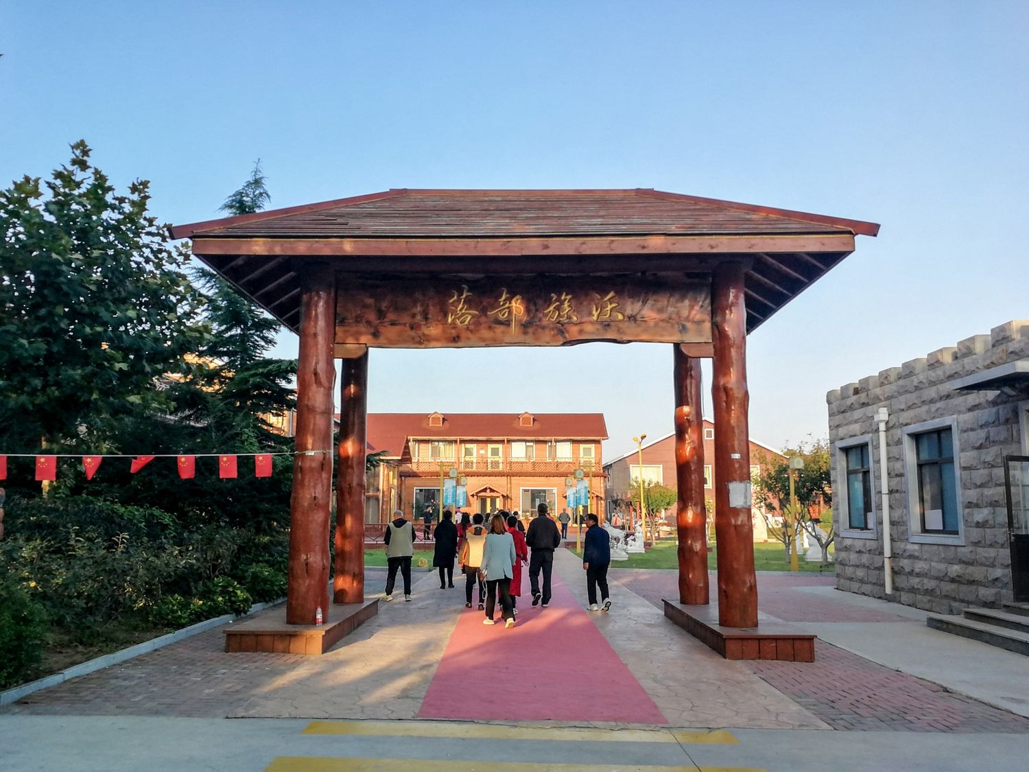 岿--13552496920.jpg